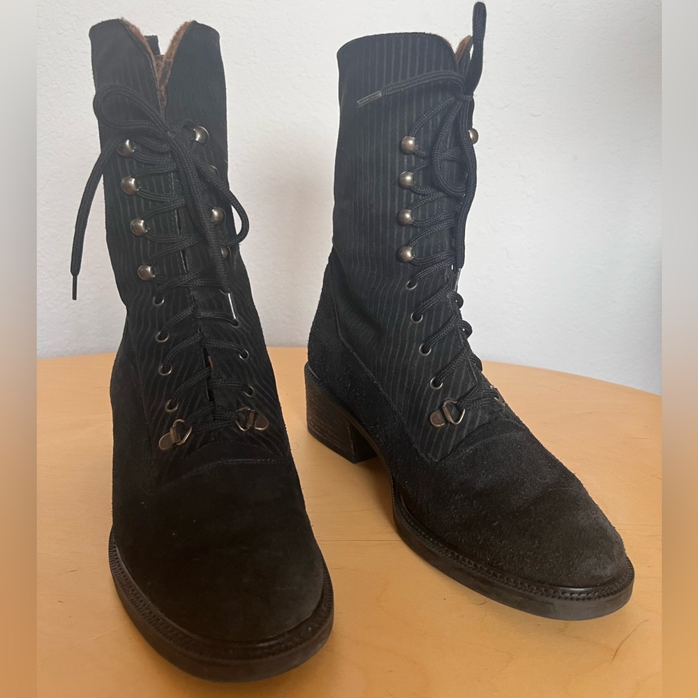 Aquatalia By Marvin K Suede Combat Boots Lace Up 2" Block Heel Size 7 1/2